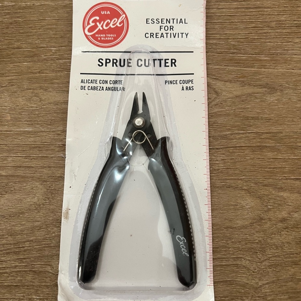 Excel sprue cutter hand tool
